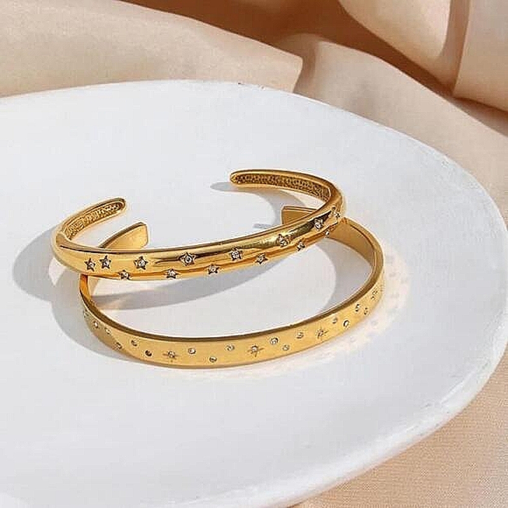 NEW Heavy 18k Gold Simulated‎ Diamond Stars Bangle Cuff Bracelet Sz Adjustable